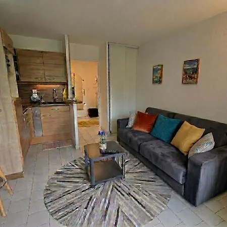 Le Du Golf Apartment
