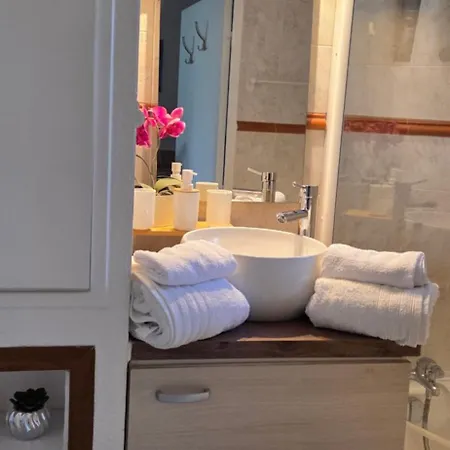 Le Du Golf Apartment